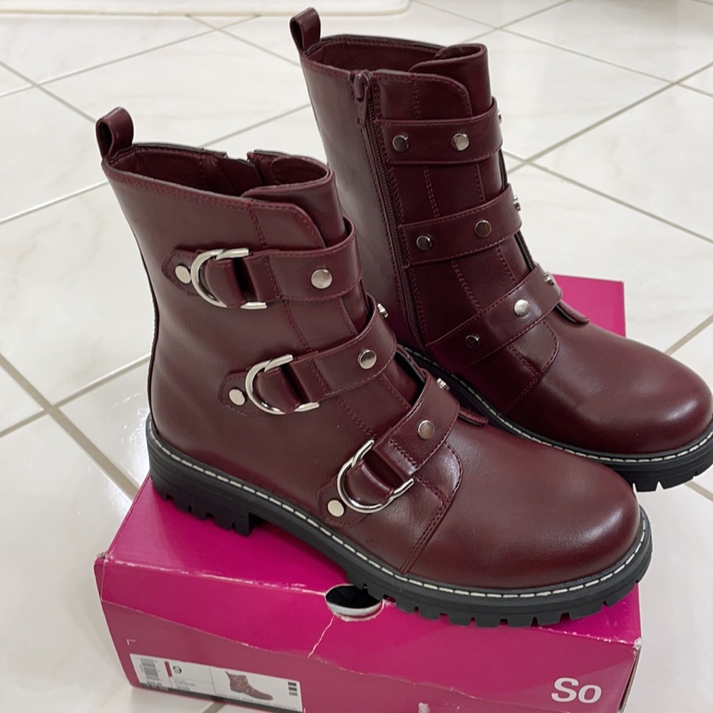 Beautiful brand new burgundy combat boots, size 9